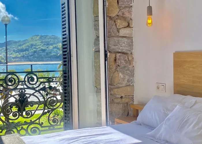 Mirandoalaconcha Maison d'hôtes 2*