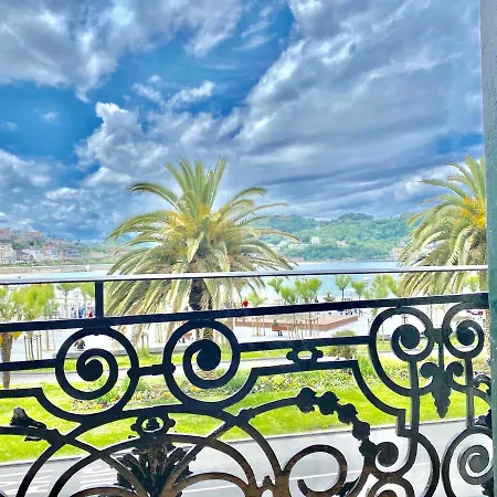 Mirandoalaconcha بيت ضيافة 2*