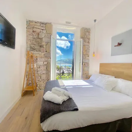 Гостьовий будинок Mirandoalaconcha 2*