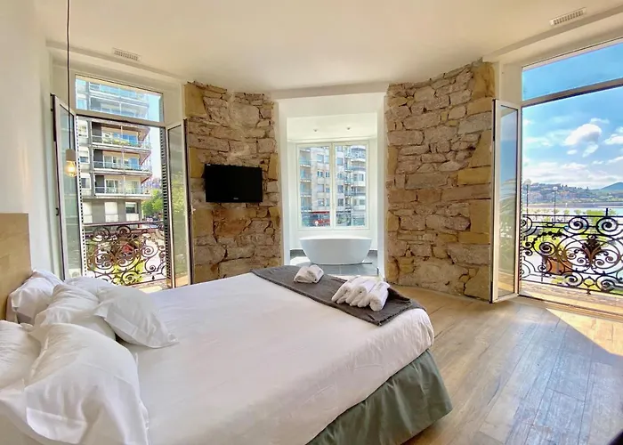 Mirandoalaconcha سان سيباستيان